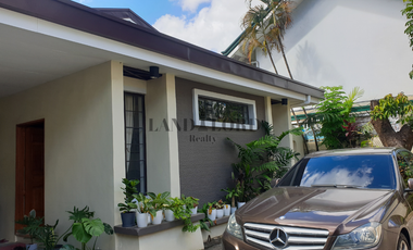 Bungalow House with Large Open Space For Sale, Sikatuna Village, Quezon City