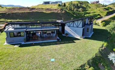 Beautiful Home in Gated Residential Community - Surrounded by Mountian Views