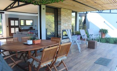 Beautiful Home in Gated Residential Community - Surrounded by Mountian Views