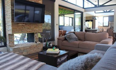 Beautiful Home in Gated Residential Community - Surrounded by Mountian Views