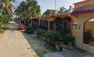 CASA DE REMATE  CERCA DE LA PLAYA EN  LOMAS DE BARRILLAS, VERACRUZ