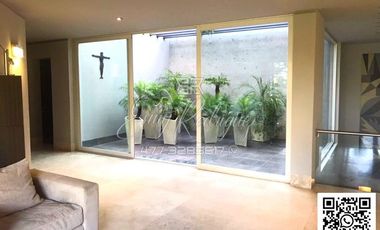 CASA EN RENTA, CLUB CAMPESTRE, ALBERCA, 1,167m2, 4 REC. SIN MUEBLES. 6 AUTOS