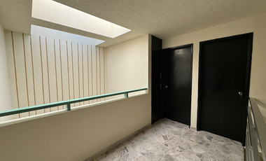 Casa en el Retiro, a una cuadra del Parque Morelos y la Calzada, en el Centro de Guadalajara