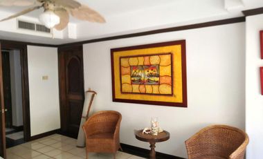 Departamento con terraza amplia y vista a la bahía Pichilingue