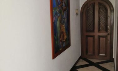 Departamento con terraza amplia y vista a la bahía Pichilingue