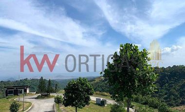 Lot for Sale in Domaine Le Jardin, Twin Lakes Tagaytay