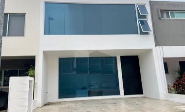 Se Vende Loft en Cancun Residencial Arbolada con Seguridad 24/7