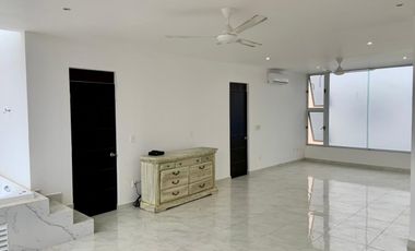 Se Vende Loft en Cancun Residencial Arbolada con Seguridad 24/7
