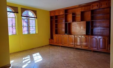 AMPLIA CASA EN VENTA, ATLIXCO PUEBLA.