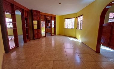 AMPLIA CASA EN VENTA, ATLIXCO PUEBLA.