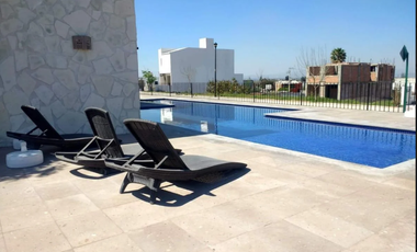 CASA EN PEDREGAL DE SCHOENSTATT CON ROOF TOP, JARDIN Y ESPECTACULAR SALA DE JUEGOS O DE TV