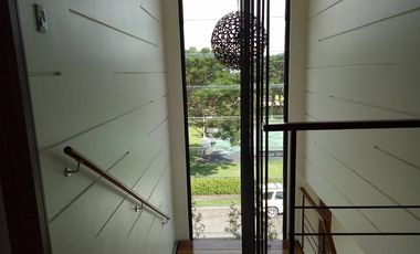 BALI MANSIONS DREAM HOME 6Br with pool Across the park TCP 50M nego