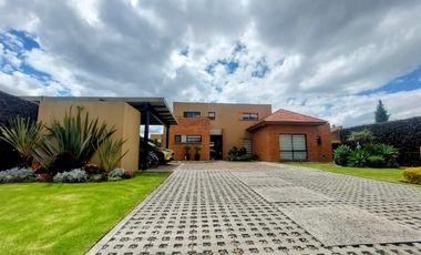 Venta de casa campestre en hacienda fontanar chia cundinamarca