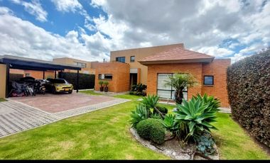 Venta de casa campestre en hacienda fontanar chia cundinamarca