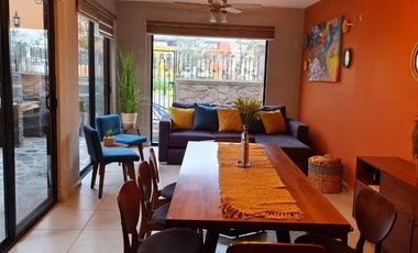 ESPECTACULAR CASA EN RENTA CON SALIDA A LA ALBERCA, ZIRANDARO CLUB DE GOLF
