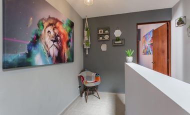 ESPECTACULAR CASA EN RENTA CON SALIDA A LA ALBERCA, ZIRANDARO CLUB DE GOLF
