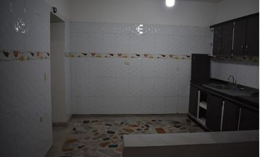 ARRIENDO CASA BARRIO BLANCO  MEDIANERA PARA EMPRESA