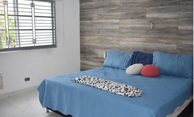 ARRIENDO CASA BARRIO BLANCO  MEDIANERA PARA EMPRESA