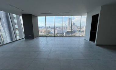 OFICINA EN RENTA ACONDICIONADA TORRE PLATEA ANGELOPOLIS PISO 10 140 M2
