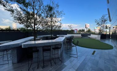 OFICINA EN RENTA ACONDICIONADA TORRE PLATEA ANGELOPOLIS PISO 10 140 M2