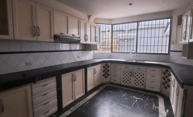 ALQUILER CASA GARZOTA