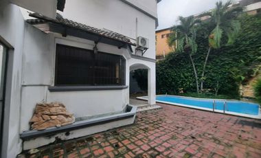 ALQUILER CASA GARZOTA