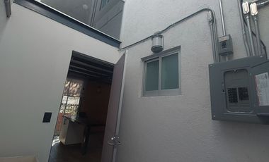 $2,600,000.00 CASA PEQUEÑA TIPO LOFT INDUSTRIAL ECOLÓGICA CON VIGILANCIA EN LOMAS DE CORTÉS