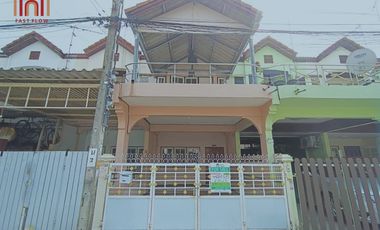 Townhouse for sale, Songprapha 30, cheap price, Sasikarn Village 1, garage addition, kitchen addition, selling below market.