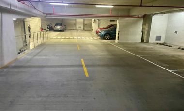Alquiler de moderna e impecable oficina “Pershing Tower” en Magdalena