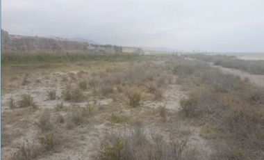 VENDO AMPLIO TERRENO EN MOLLENDO PARA CONDOMINIO