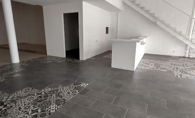 LOCAL COMERCIAL EN RENTA PLAZA SANTA ANA | ARLETTE FLORES