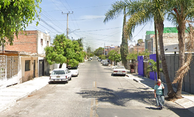 casa de remate Bancario- HUENTITLAN EL BAJO, GUADALAJARA, JALISCO.