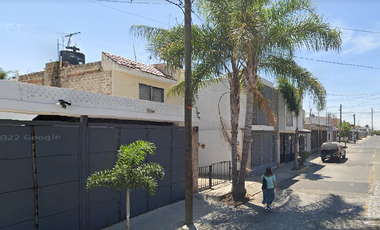 casa de remate Bancario- HUENTITLAN EL BAJO, GUADALAJARA, JALISCO.