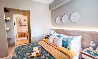 Ready for Occupied 1-Bedroom with Balcony in Royal Oceancrest Mactan Cebu
