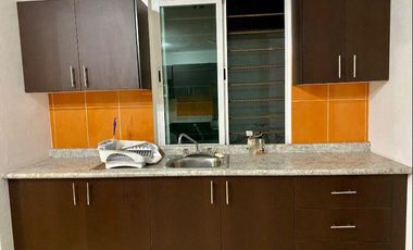 CASA EN VENTA, CON EXCELENTE UBICACIÓN.