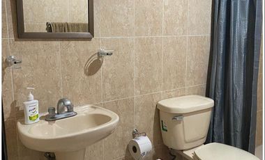 CASA EN VENTA, CON EXCELENTE UBICACIÓN.