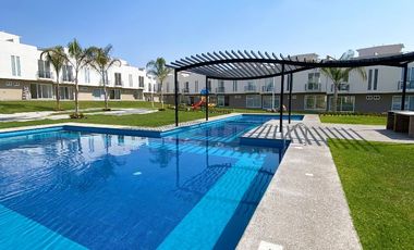 Venta de casa con alberca a una hora de Jonatepec