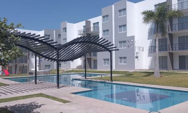 Venta de casa con alberca a una hora de Jonatepec