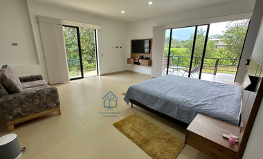 Casa de lujo en restrepo-meta