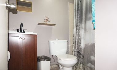 Se factura - Casa Totalmente Amueblada - Cerca de Macroplaza