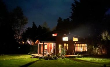 GIRP_VENDE CASA SUREÑA 1.250 M2 TERRENO_PUCON