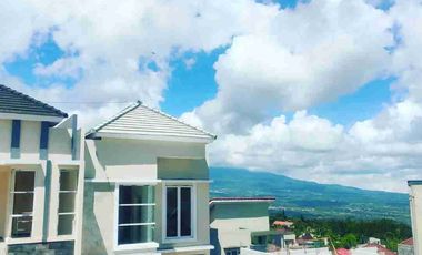 Disewakan Harian Villa 2Lt di Batu View Cantik