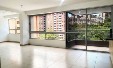 PR19283 Apartamento en arriendo en el sector San Julian