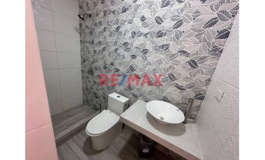 Cerro Azul - Venta De Casa De Playa