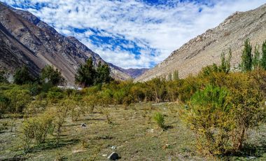 Terreno de 2.2 hectáreas en Cochiguaz, Valle del Elqui. $280 millones