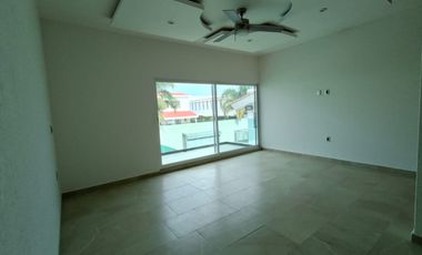 CASA EN VENTA EN FRACCIONAMIENTO LOMAS DE COCOYOC, MORELOS