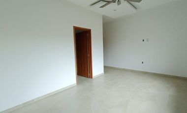 CASA EN VENTA EN FRACCIONAMIENTO LOMAS DE COCOYOC, MORELOS