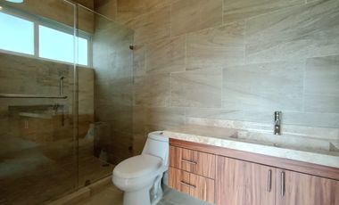 CASA EN VENTA EN FRACCIONAMIENTO LOMAS DE COCOYOC, MORELOS