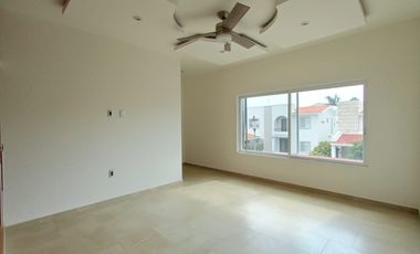 CASA EN VENTA EN FRACCIONAMIENTO LOMAS DE COCOYOC, MORELOS