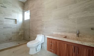 CASA EN VENTA EN FRACCIONAMIENTO LOMAS DE COCOYOC, MORELOS